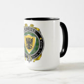 Mug Badge Browne Irish Shield (Devant droit)