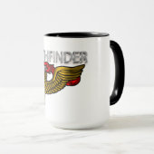 Mug Badge Pathfinder - Noir "Pathfinder" (Devant droit)