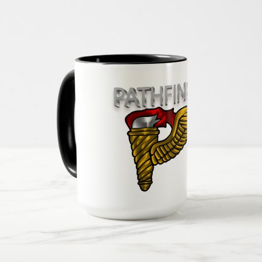 Mug Badge Pathfinder - Noir "Pathfinder" (Devant gauche)