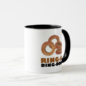 Mug Bague-A-Ding-Ding Onion Bague Poignée Alimentation (Devant droit)