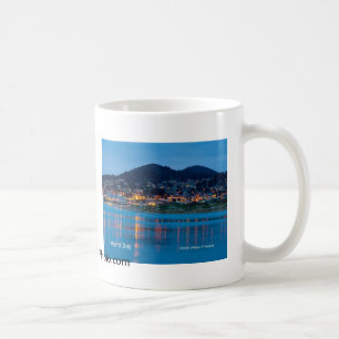 Mug Baie de Morro après les produits foncés de la