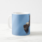Mug Bald Eagle en vol (Devant gauche)