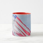 Mug Bald Eagle et le drapeau américain (Centre)