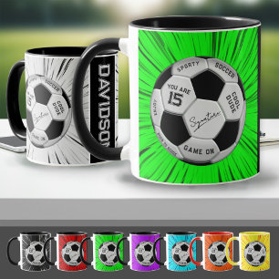 Mug Balle de football verte avec texte personnalisé po