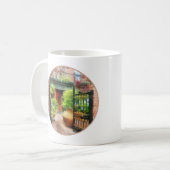 Mug Baltimore - Cour de restaurant Fells Point (Devant gauche)