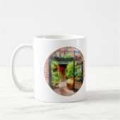 Mug Baltimore - Cour de restaurant Fells Point (Gauche)