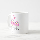 Mug Bande dessinée mignonne de petite soeur de grande (Devant gauche)