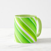 Mug Bandes de bonbons en couches - vert citron et blan (Devant droit)