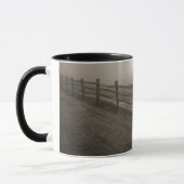 Mug Barrière et rayon de soleil par le brouillard près (Gauche)