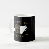 Mug Base militaire de Fort Bragg - Armée de terre Post (Devant gauche)