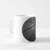 Mug Basket-ball en niveaux de gris (Devant gauche)