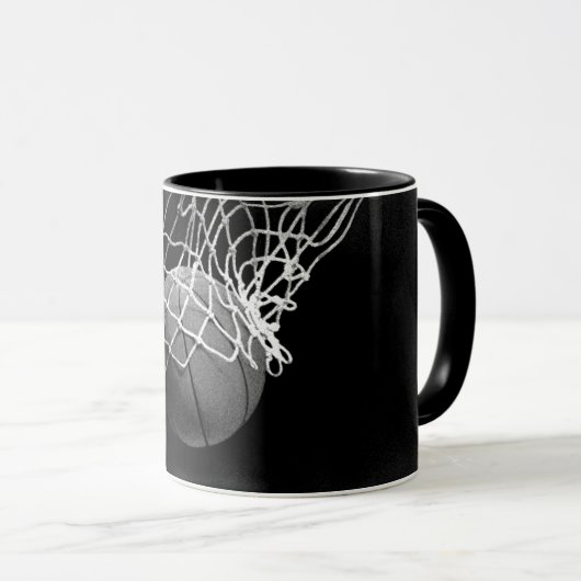 Mug Basket-ball noir et blanc (Devant droit)