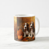 Mug Basset Hound Chiot Automne Citrouille de plaisir (Devant droit)