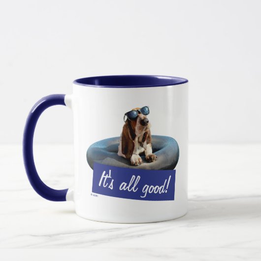 Mug Basset Hound dans les lunettes de soleil (Gauche)