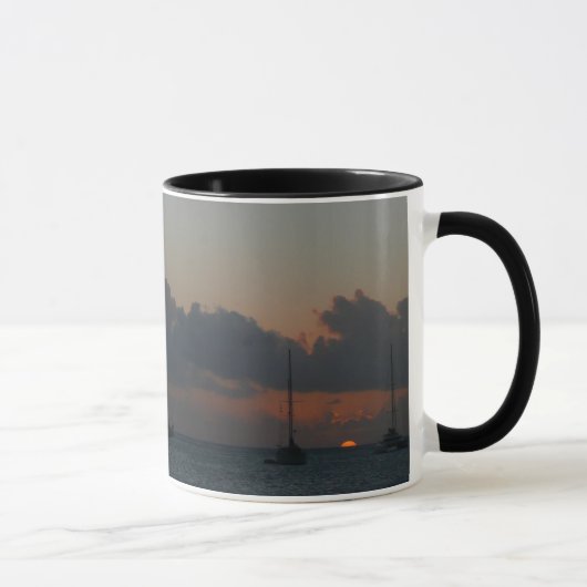 Mug Bateaux à voile dans Sunset Tropical Seascape (Droite)