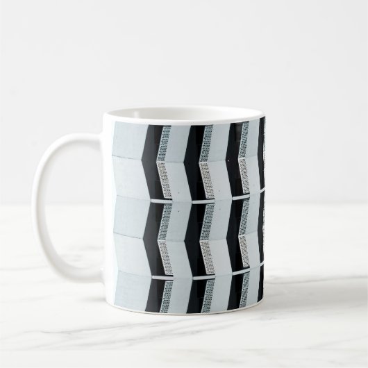 Mug Bâtiment peint en blanc (Gauche)