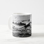 Mug Bâtiments de débarquement mettant la cargaison à (Devant gauche)