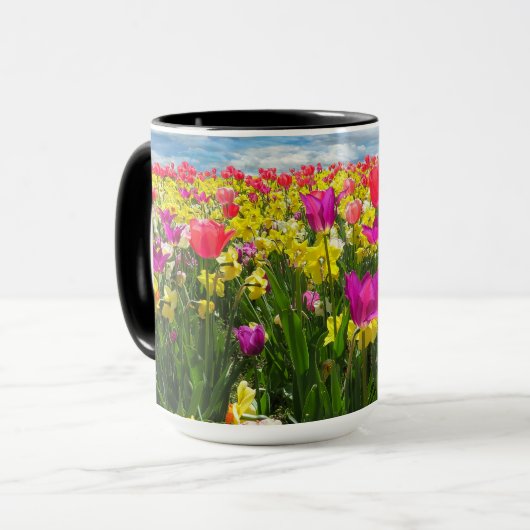 Mug Beau champ coloré de tulipe (Devant gauche)