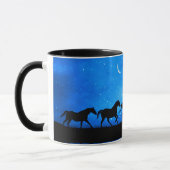 Mug Beau troupeau de Chevaux sauvages à la nuit avec é (Gauche)