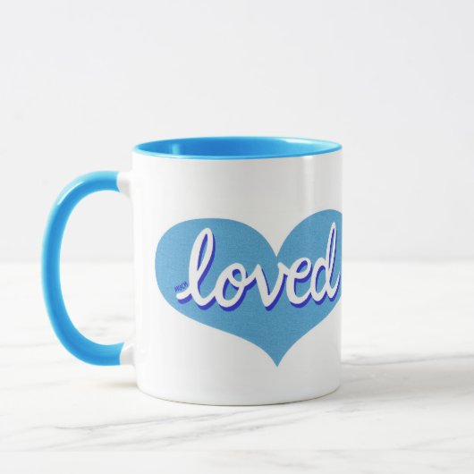 Mug BEAUCOUP AIMÉ - Coeurs d'amour bleu (Gauche)