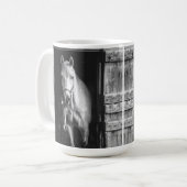 Mug Beaux chevaux & Grange Noir et blanc (Devant gauche)