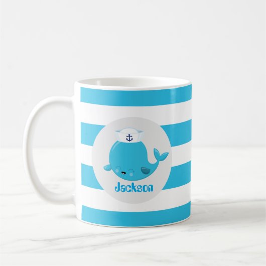 Mug Bébé bleu baleine de plage ajouter nom monogramme (Gauche)