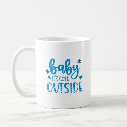 Mug Bébé bleu Il fait froid dehors l'hiver (Gauche)
