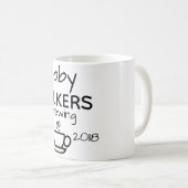 Mug bébé brassant s'attendant à la grossesse (Devant droit)