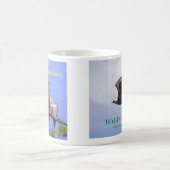 Mug Bébé d'Eagle chauve, chauvin, et maman en vol (Centre)