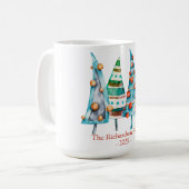 Mug Bébé Doodle Pine Noël Arbre cadeaux (Devant gauche)