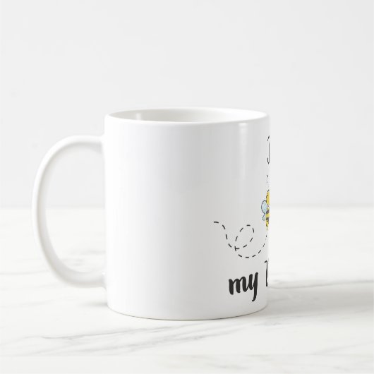 Mug "Bee my Valentine" jeu de mots avec des abeilles m (Gauche)