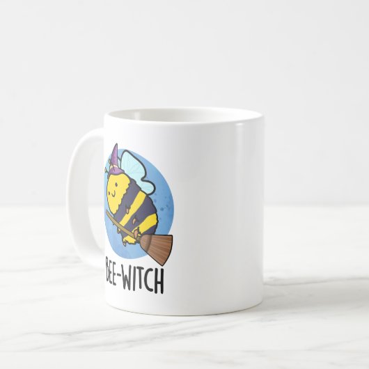 Mug Bee-sorcière Funny Bee Pun (Devant gauche)