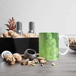Mug Belle fractale en spirale verte monochromatique