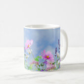 Mug Belles fleurs roses et violettes avec ciel nuageux (Devant droit)