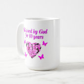 MUG BÉNÉFICIÉ PAR DIEU PENDANT 80 ANS DE CONCEPTION FL (Devant gauche)