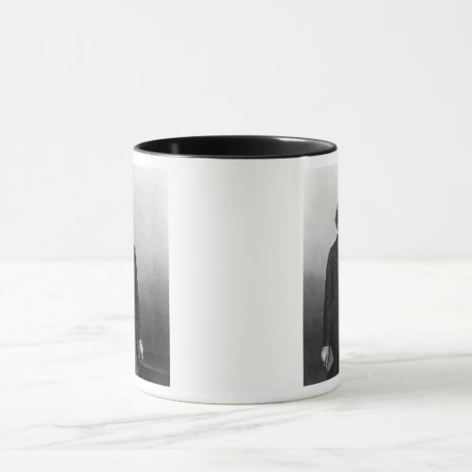 Mug Benjamin Disraeli (Centre)