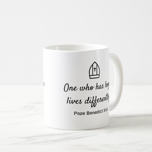 Mug Benoît XVI cite : (Devant droit)