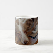 Mug berger australien rouge merle dormir (Centre)