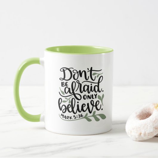 Mug Bible chrétienne personnalisée Verse Mark 5:36 (Avec donut)