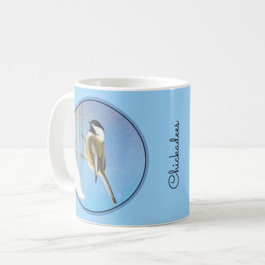 Mug Bickadee sur la peinture d'alimentation - Oiseaux (Devant gauche)