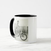 Mug Bicyclette d'équitation de fille (Devant gauche)