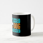 Mug Bienheureux et obsédé de chien amateur de chien (Devant droit)