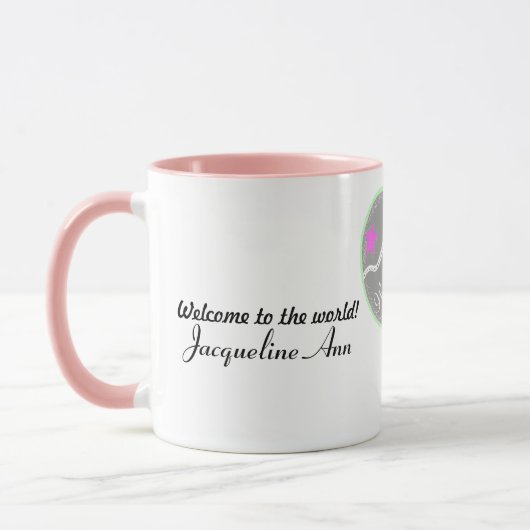 Mug Bienvenue dans le monde C'est une fille rose (Gauche)