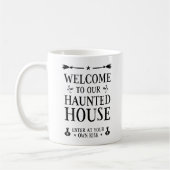 Mug Bienvenue Dans Notre Maison Hantée (Gauche)
