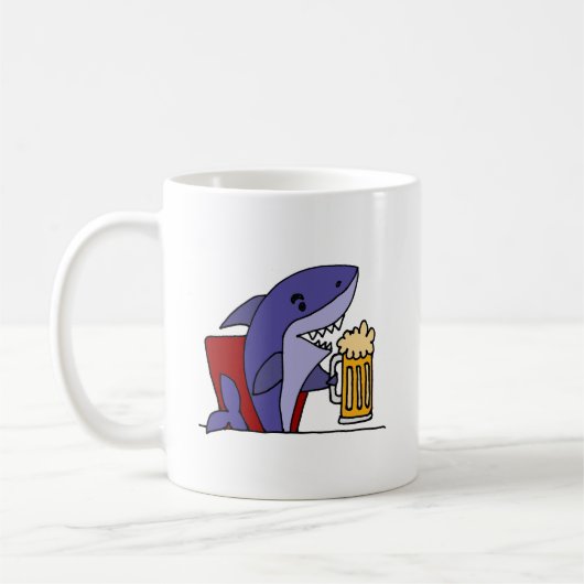 Mug Bière potable de requin drôle (Gauche)