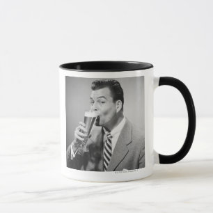 Mug Bière potable d'homme d'affaires