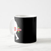 Mug Bigfoot drôle avec skateboard longboard (Devant gauche)