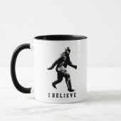 Mug Bigfoot I Believe Customizable Text (Gauche)