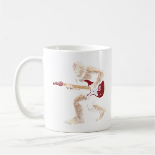 Mug Bigfoot jouant guitariste électrique gauche