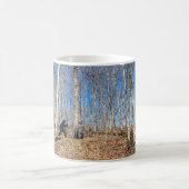 Mug Bigfoot marchant dans les bois (Centre)